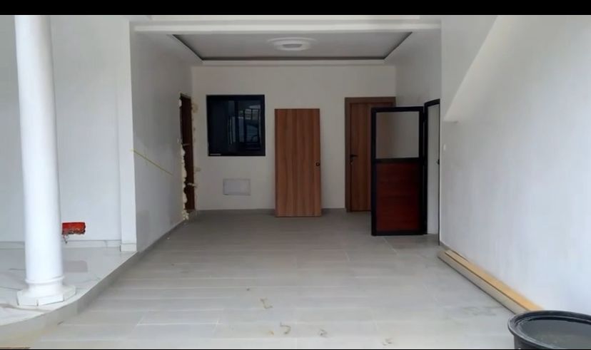 Villa duplex haut standing 7 pièces à louer – Cité Bel Horizon, Bimbresso