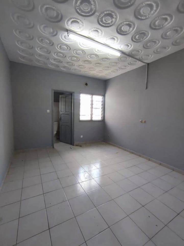 Villa duplex 6 pièces à louer – Plateau-Dokui, Abidjan