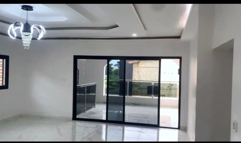 Villa duplex haut standing 7 pièces à louer – Cité Bel Horizon, Bimbresso