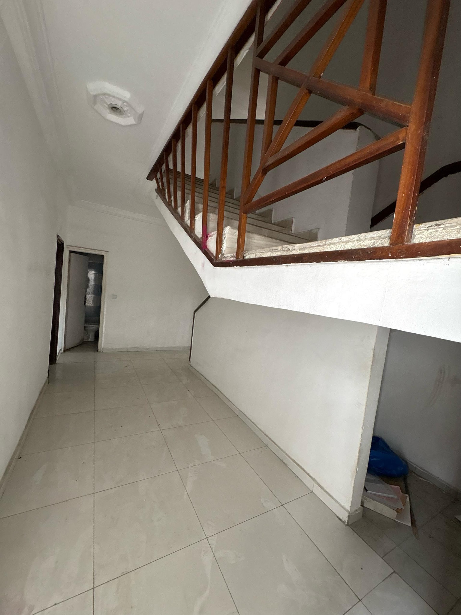 Villa triplex à louer – Riviera Palmeraie, Cocody