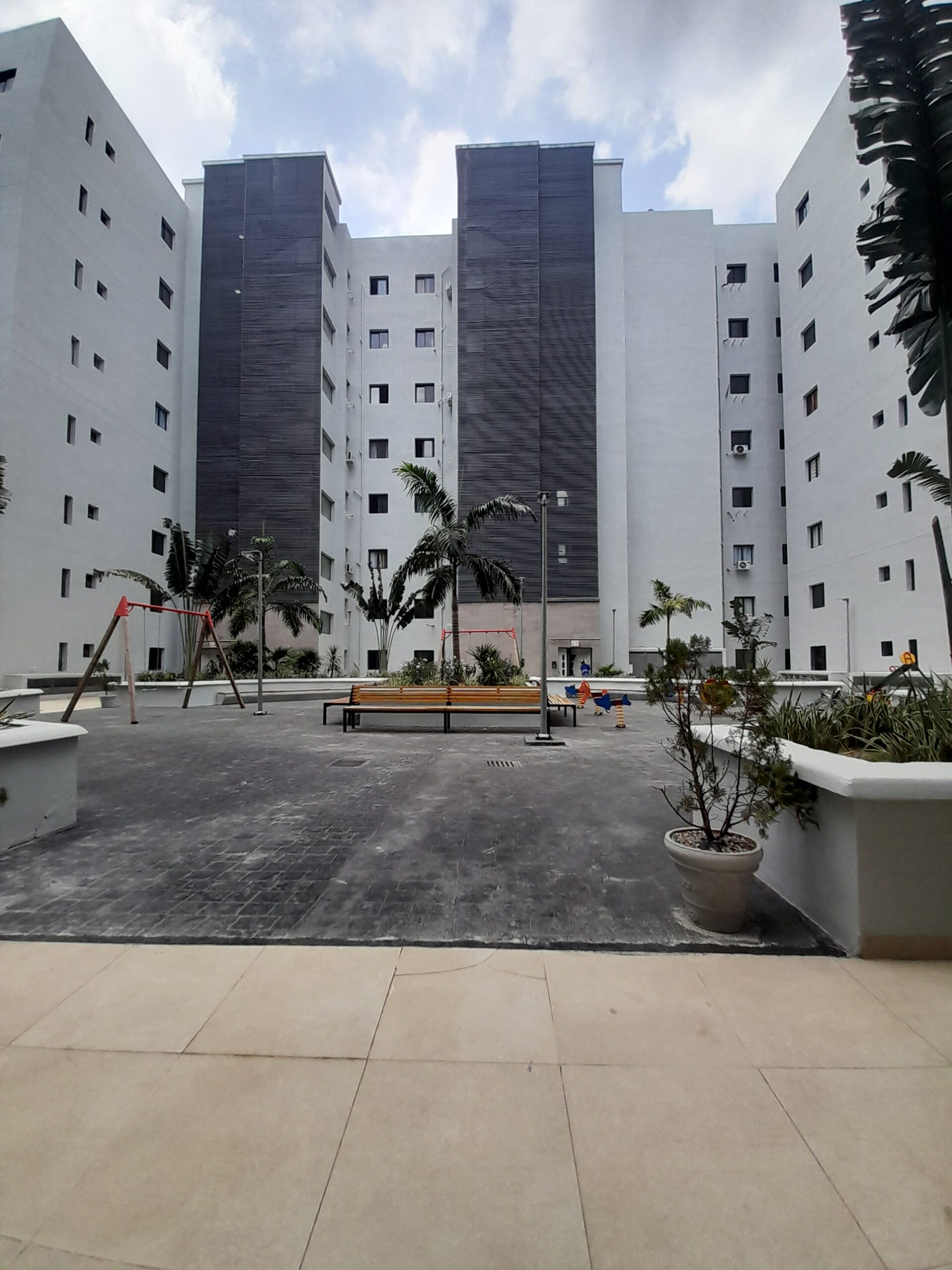 Appartement 4 pièces à louer – Angré 8e, Cocody