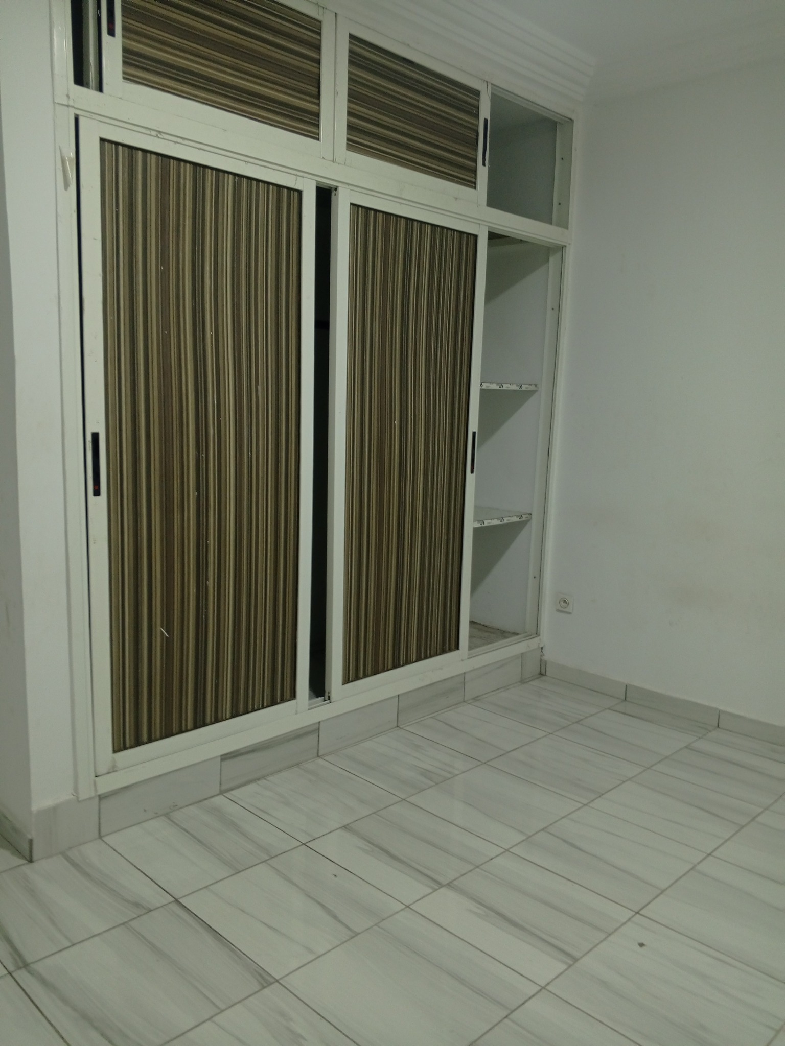 Appartement 3 pièces à louer – Riviera Faya Laurier 15