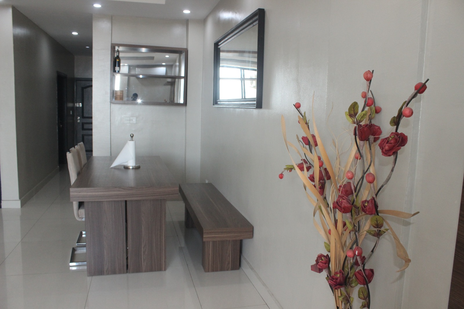 Appartement meublé 3 pièces de standing – Angré 7e, Cocody