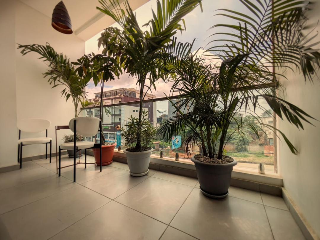Appartement meublé 3 pièces près du CHU – Angré, Cocody