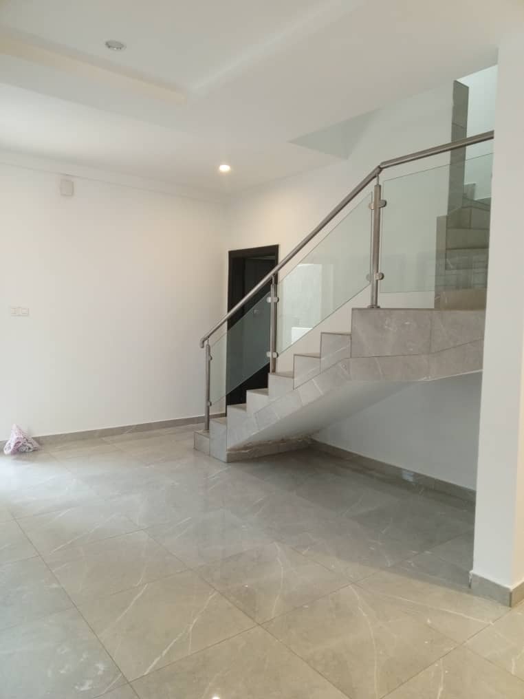 Duplex 3 pièces à louer – Angré Gestoci, Cocody