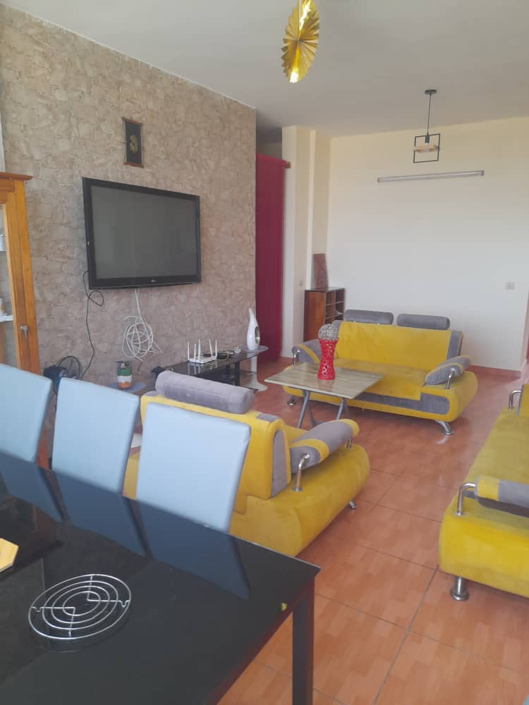 Appartement 3 pièces meublé – Angré Château, Cocody