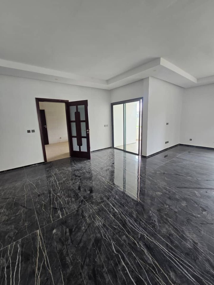 À VENDRE | DIX VILLA F6 AVEC PISCINE | BINGERVILLE MERE – ENFANT