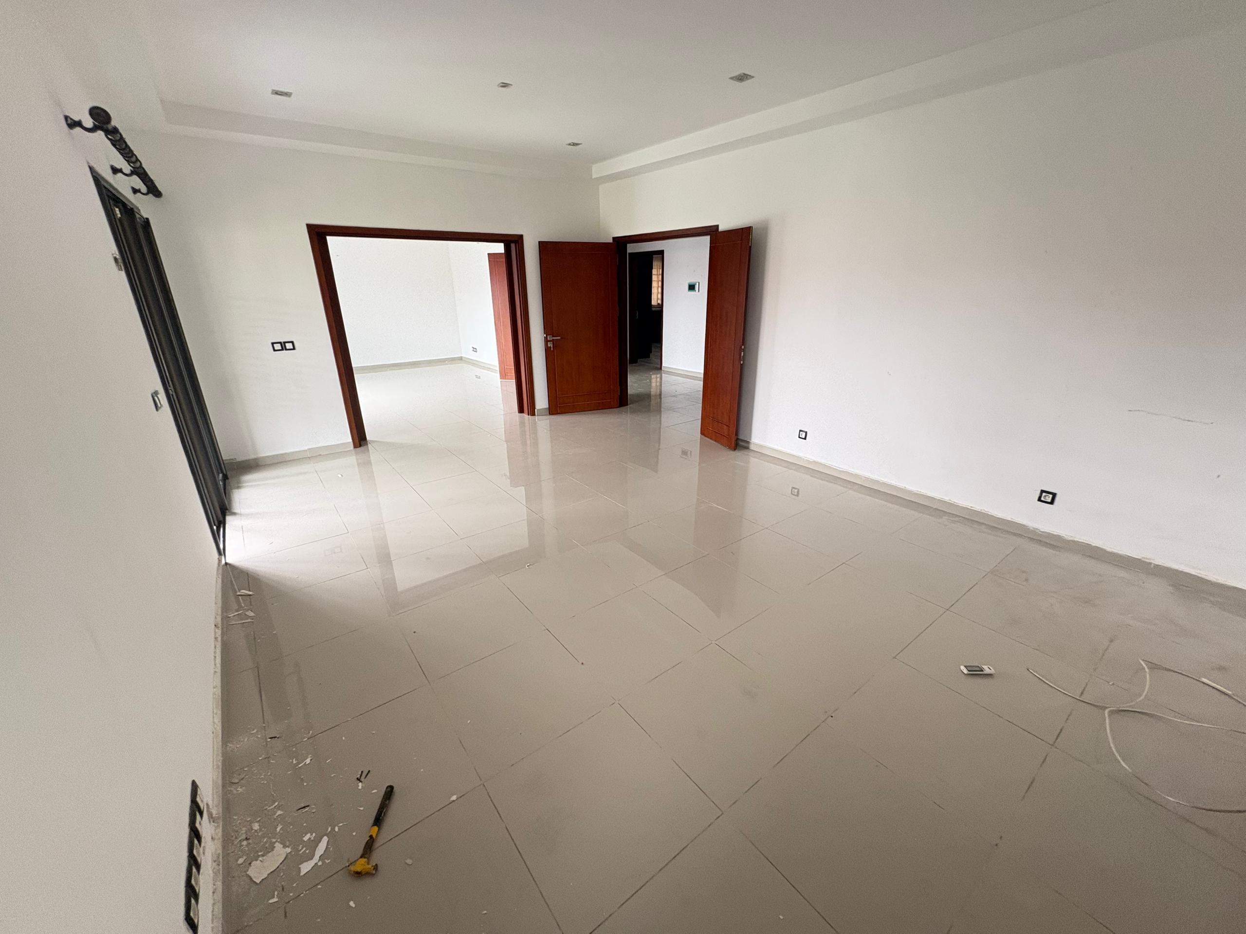 À LOUER | SOMPTEUX DUPLEX F6 AVEC PISCINE | COCODY RIVIERA ATTOBAN
