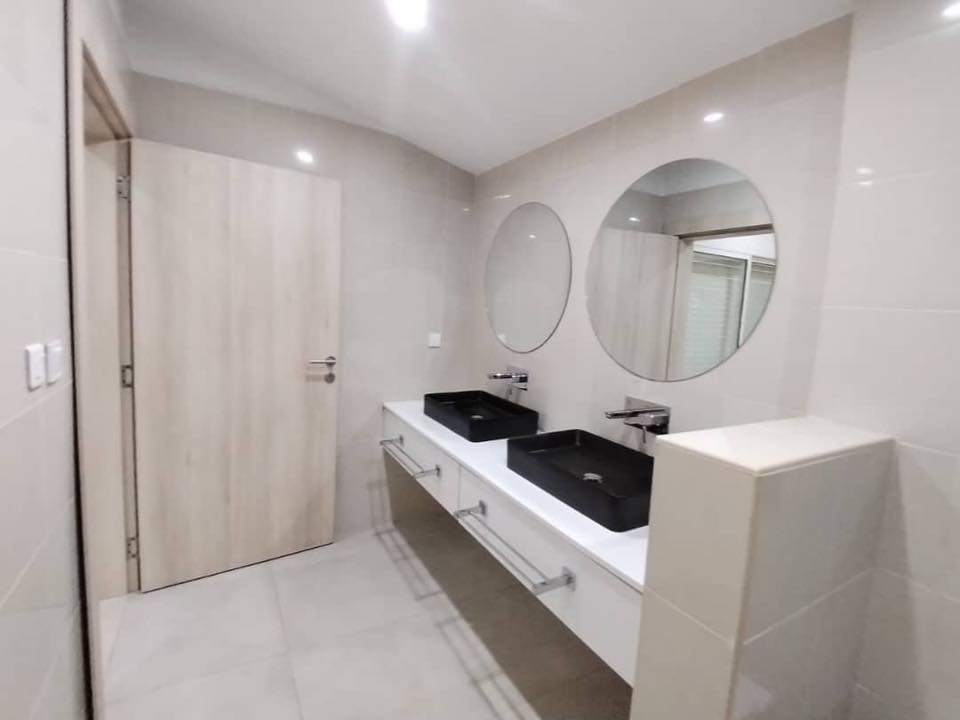 A LOUER | VILLA BASSE F7 | COCODY RIVIERA III
