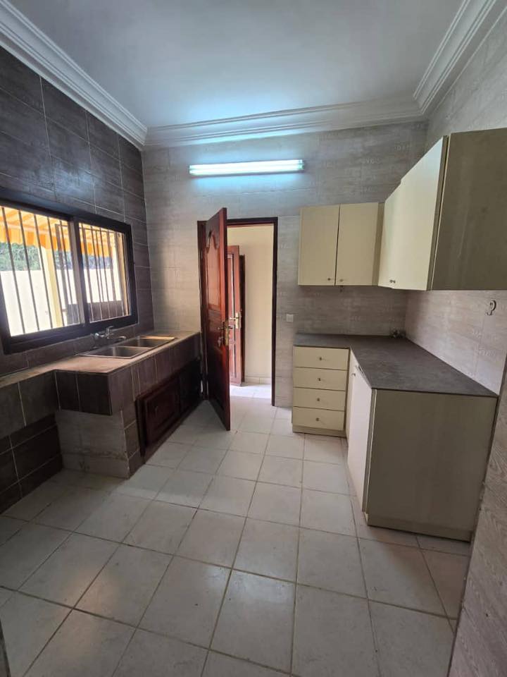À LOUER | BEAU DUPLEX F7 | COCODY ANGRE 7ÈME TRANCHE
