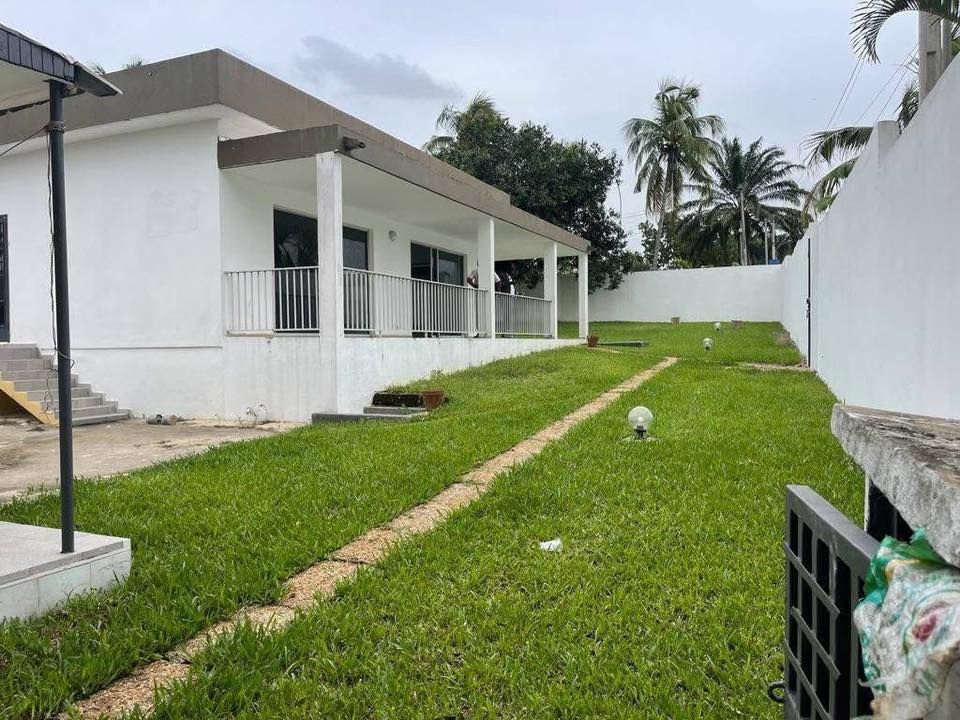 VENTE | VILLA BASSE F5 | COCODY II PLATEAUX BMW