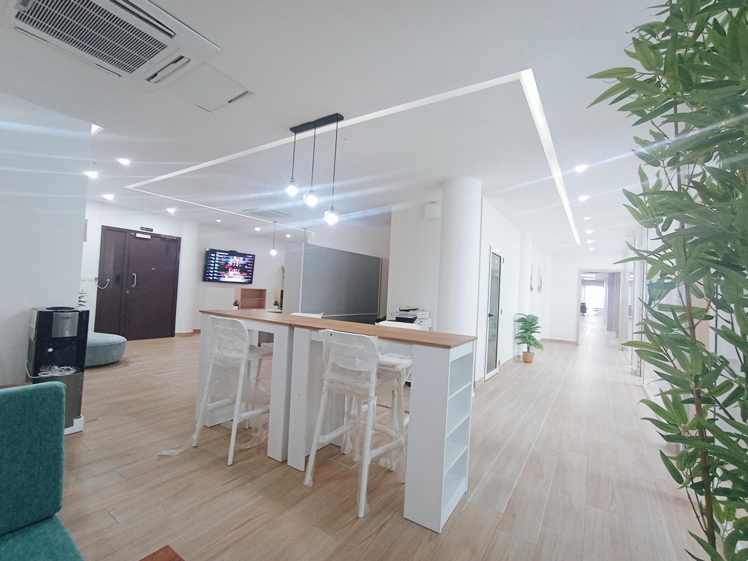 Bureaux meublés et équipés à louer – Plateau, Marcory & Vallon