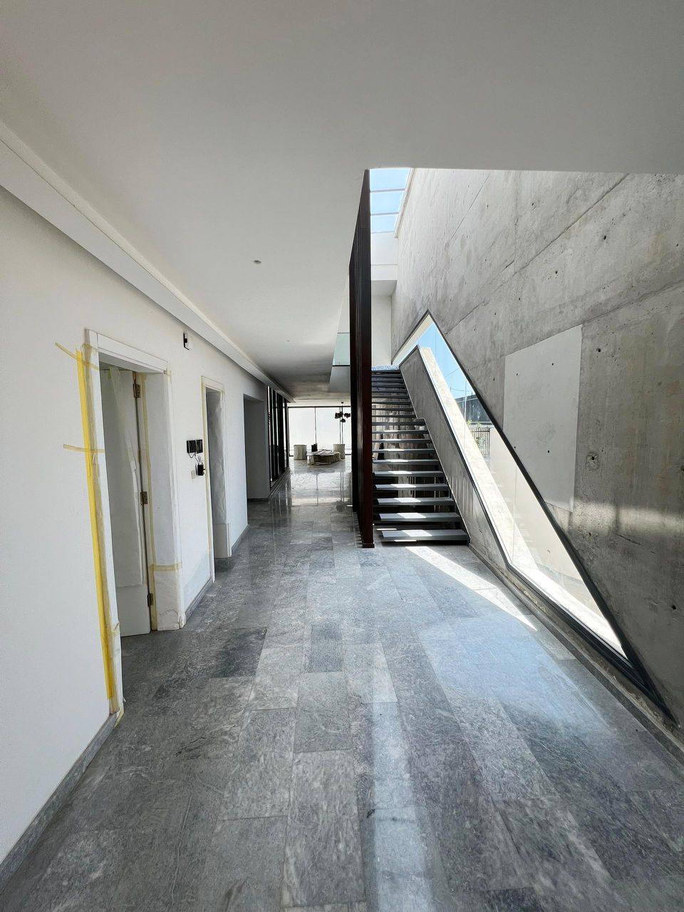 Duplex F8 haut standing avec piscine à louer – Abatta, Cocody