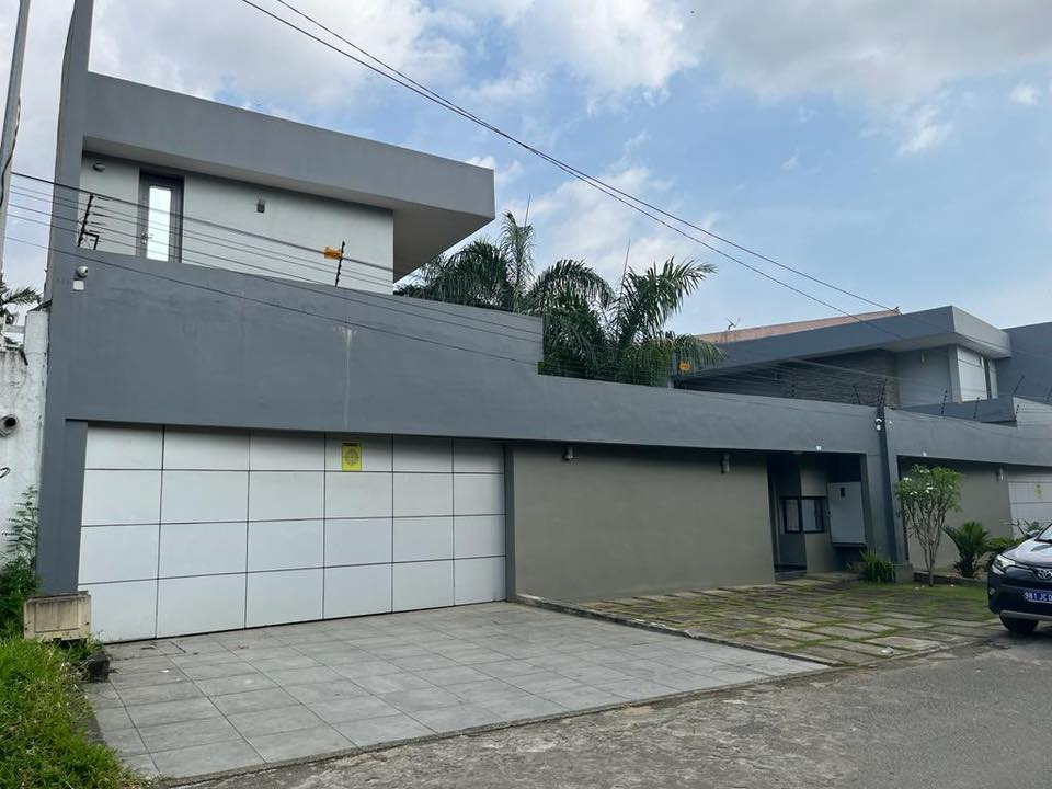 Duplex F6 de standing avec piscine à louer – Riviera Attoban, Cocody