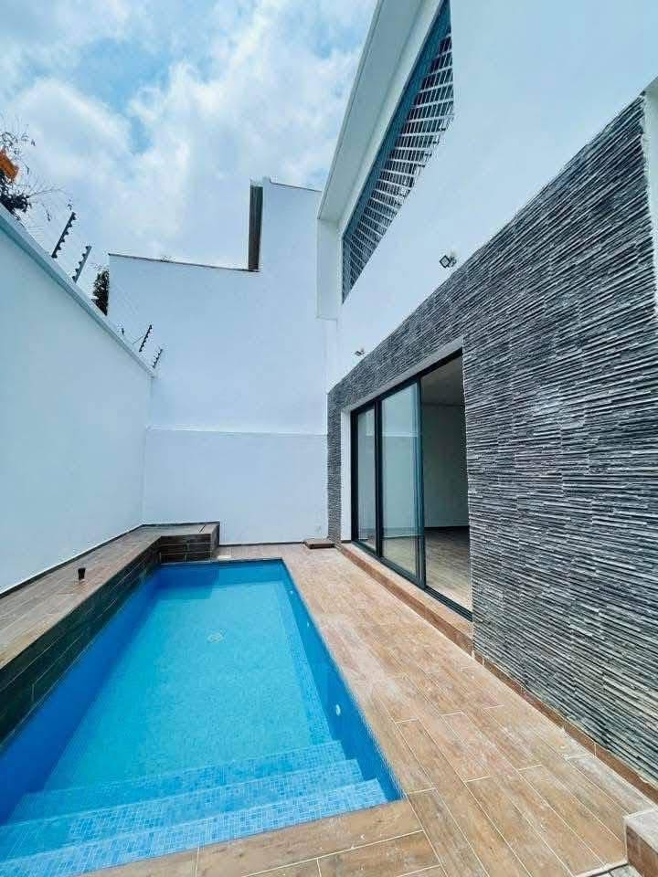 Villa duplex F4 haut standing à louer – Beverly Hills, Riviera Golf