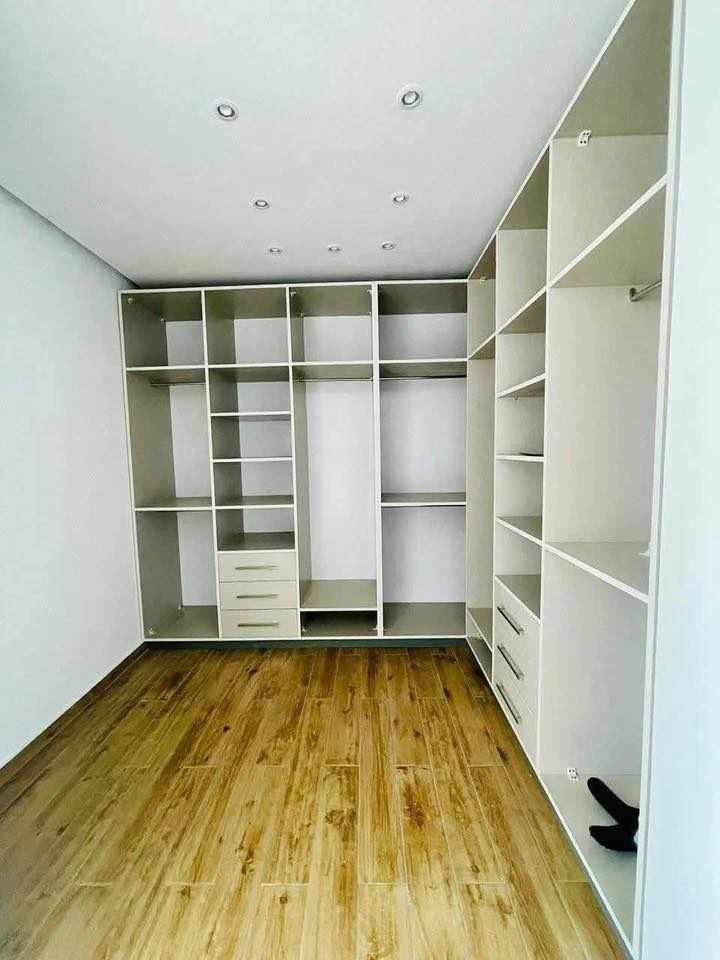 Villa duplex F4 haut standing à louer – Beverly Hills, Riviera Golf
