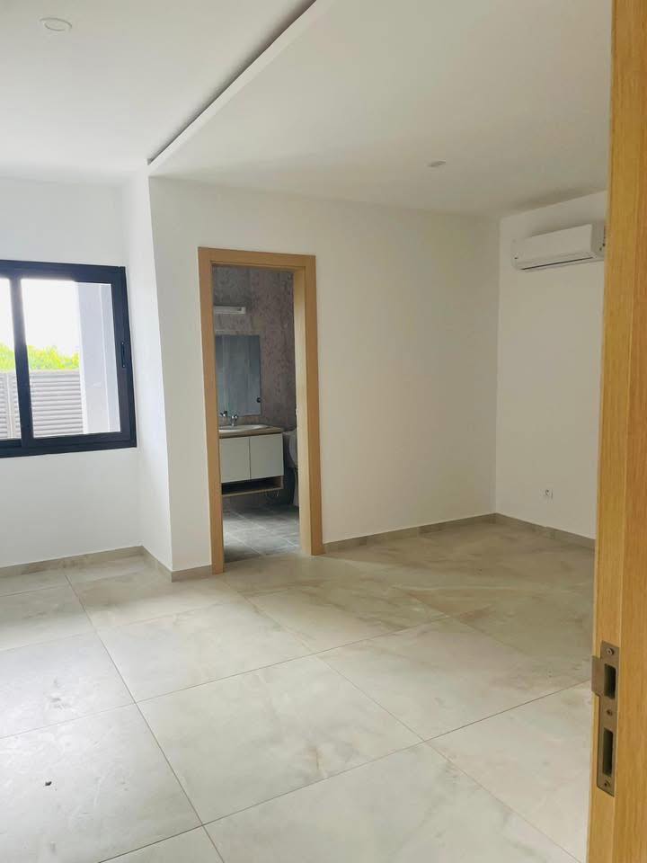 Duplex de standing F5 avec piscine à louer – 2 Plateaux, Cocody