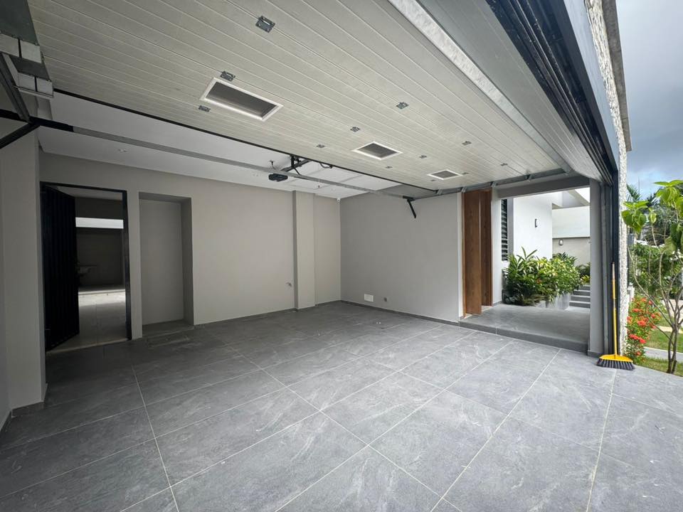 Duplex F6 haut standing avec piscine à louer – Vallon, Cocody