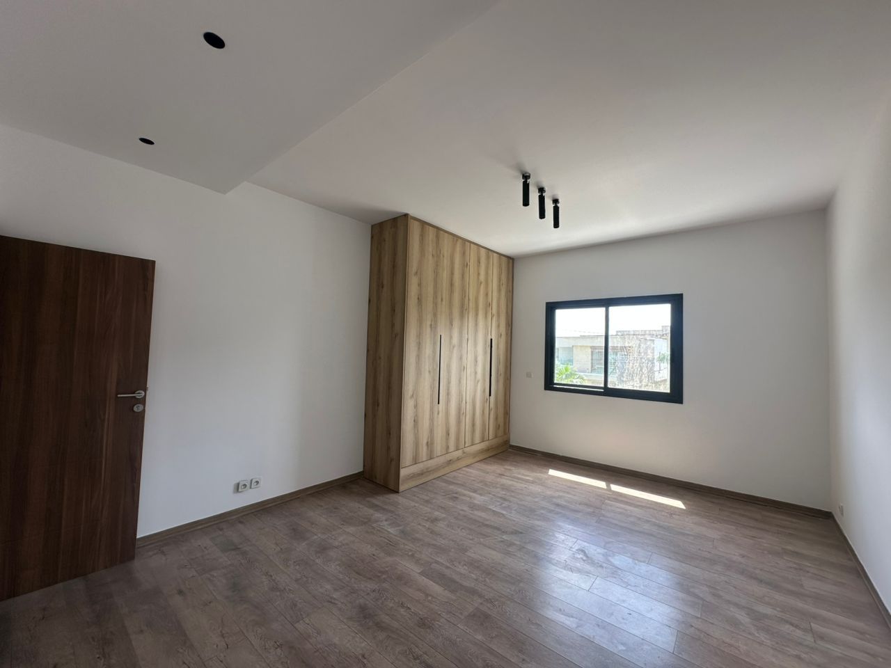 Duplex moderne F5 haut standing à louer – Riviera M&rsquo;badon, Cocody