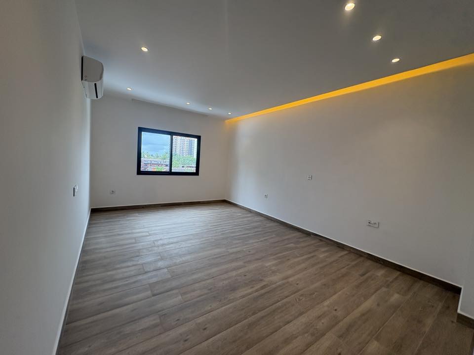 Appartement F4 standing premium à louer – Zone 4, Marcory