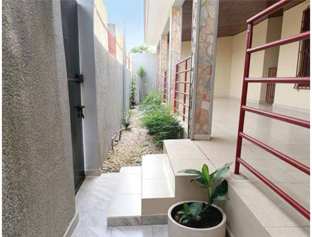 Villa basse 4 pièces à vendre – 2 Plateaux Les Versants, Cocody
