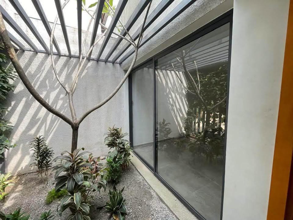 Villa basse F5 à louer – Riviera 3, Cocody