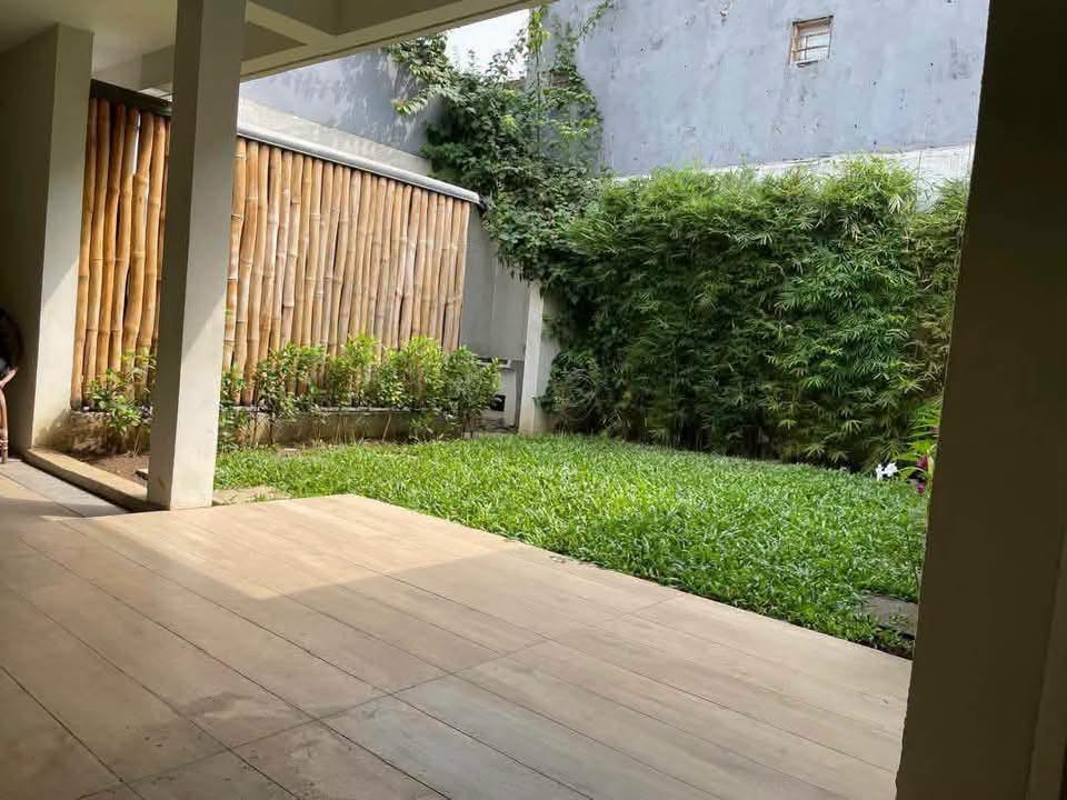 Villa basse F5 à louer – Riviera 3, Cocody