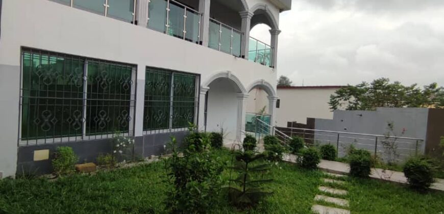 Villa duplex 5 pièces à louer – Angré Cité SIR, Cocody