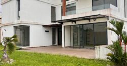 Villa triplex 4 ch à louer – Riviera Golf 1, Cocody